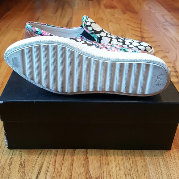 ♥ Coach Leather slip on Loafers size 6 - Picture 9 of 10